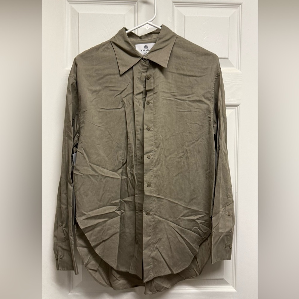 Aritzia babaton essential poplin shirt - modern taupe